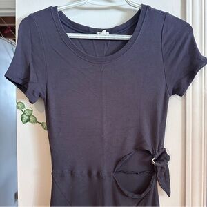 Garage Women’s short sleeves dress in navy blue